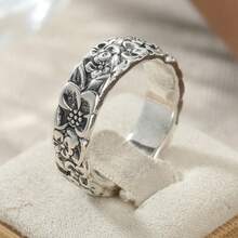 Anello in rame lavorato a mano con motivo floreale elegante e carino, gioiello di moda adatto per feste e raduni, un regalo ideale per le donne - argento antico - Visualizzare 2