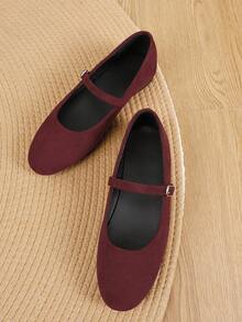 2026 Nuevos zapatos planos de estilo retro con puntera redonda y diseño de correa con hebilla, color rojo, cómodos y versátiles para uso casual y diario para mujeres - Burdeos - Ver 7