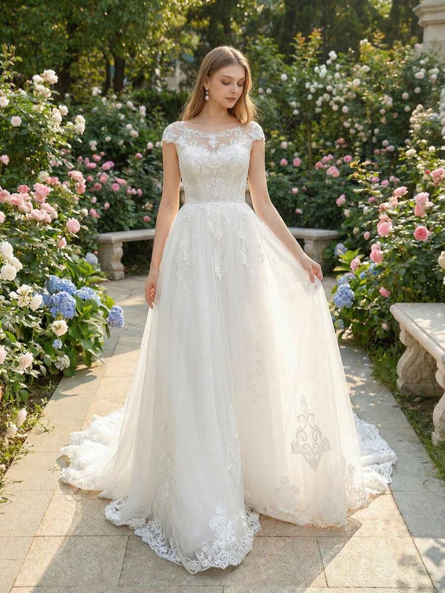 YOUKEFEIER Elegant White Lace Embroidered Long Bridal Gown With Train, Suitable For Lawn And Beach Weddings - Beige - View 1