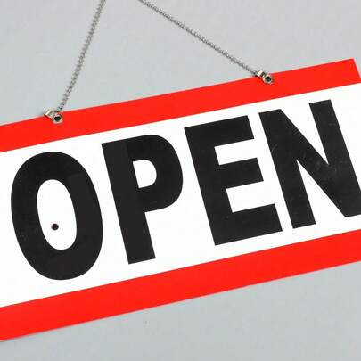 户外商店招牌、欢迎牌、开关公告板、塑料门挂、退货时间、时钟、营业时间