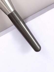 1支高端特大号化妆刷，柔软蓬松多功能面部化妆刷，日常化妆刷，粉底刷，遮瑕刷，腮红刷，轮廓刷，散粉刷，赠送散粉刷，特大号美妆工具，蓬松柔软定妆刷 - 大號粉底刷 - 查看 4