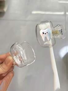 2件套笑脸牙齿图案便携式牙刷架套装，适合居家旅行使用，可爱牙刷夹收纳设计，是馈赠亲友的理想之选，便携设计方便携带，防尘牙刷盖适合旅行，是情侣、朋友、家人、老师、旅行爱好者的最佳选择，也是居家必备好物。 - 彩色 - 查看 4