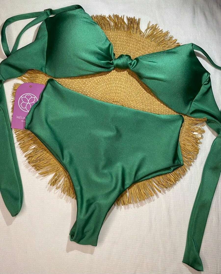 Trilobal Sport Bikini Set With Knotted Top And Hotpants – Comfort And Style For Summer - Green - View 1