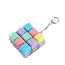 1 pieza Herramienta de alivio de presión de los dedos, Colección de pasatiempos, Artículos para fiestas, Tecla creativa, Probador de teclas, Colgante de teclado de alivio de estrés novedoso - Multicolor - Ver 5