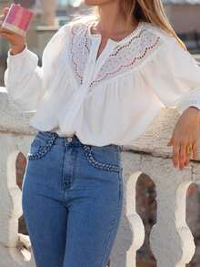 Look Polly 女士春夏法式柔和纹理棉质镂空蕾丝花边荷叶边泡泡袖衬衫白色休闲度假装 - 白色 - 查看 7