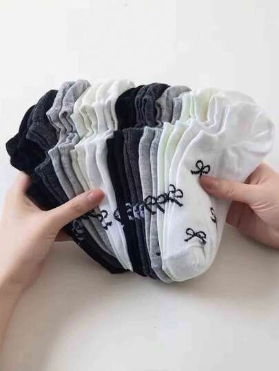 10 đôi tất ngắn mùa hè cho trẻ em, màu trơn, có nơ, tất tàng hình với họa tiết nơ, màu sắc cổ điển, tất thường ngày thoải mái, thoáng khí, phù hợp cho cả nam và nữ từ 1-16 tuổi, tất mềm mại, thoải mái, thoáng khí cho cả trong nhà và ngoài trời.