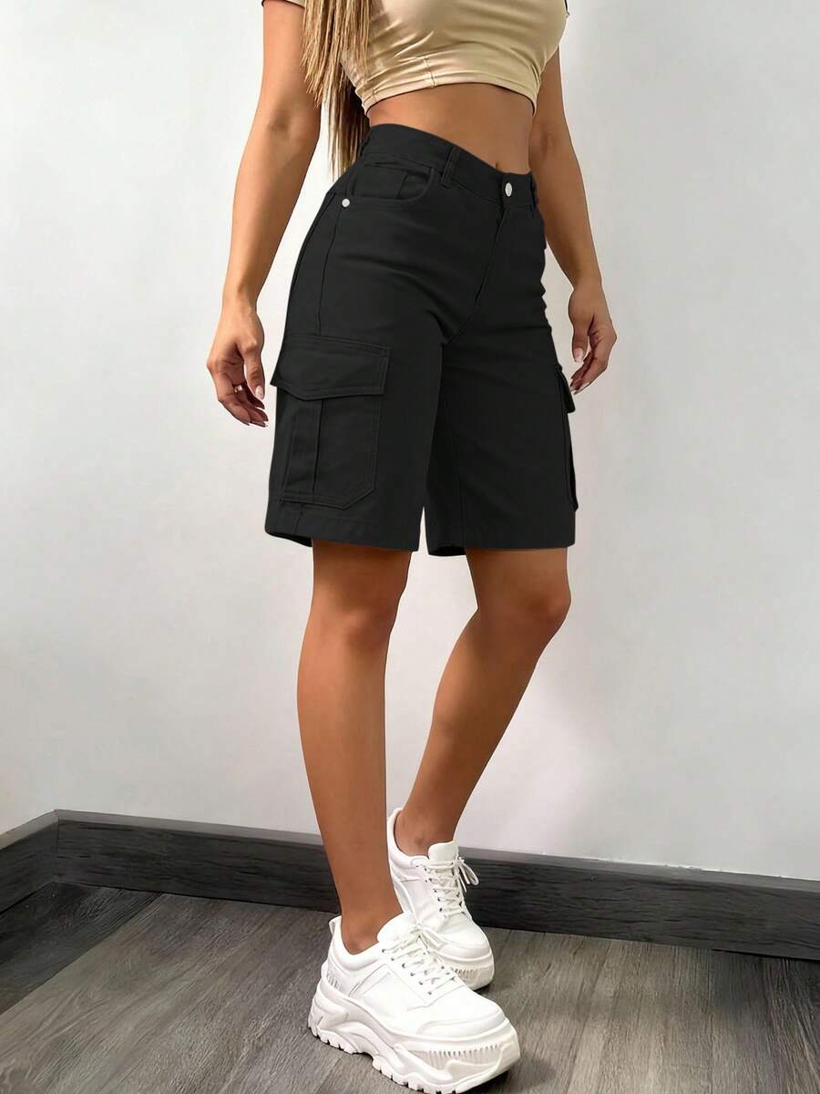 Quần nữ màu đen nhiều túi, cài cúc, kẻ caro, dáng rộng, thanh lịch, cạp trung bình, thích hợp cho dạo phố, đi biển, nghỉ mát, mặc hàng ngày, ở nhà, đi chơi, du lịch, tiệc tựu trường, lễ tốt nghiệp, biểu diễn sân khấu và hòa nhạc, dạ hội, tiệc sinh nhật, thể thao và tập thể dục, mùa xuân và mùa hè.