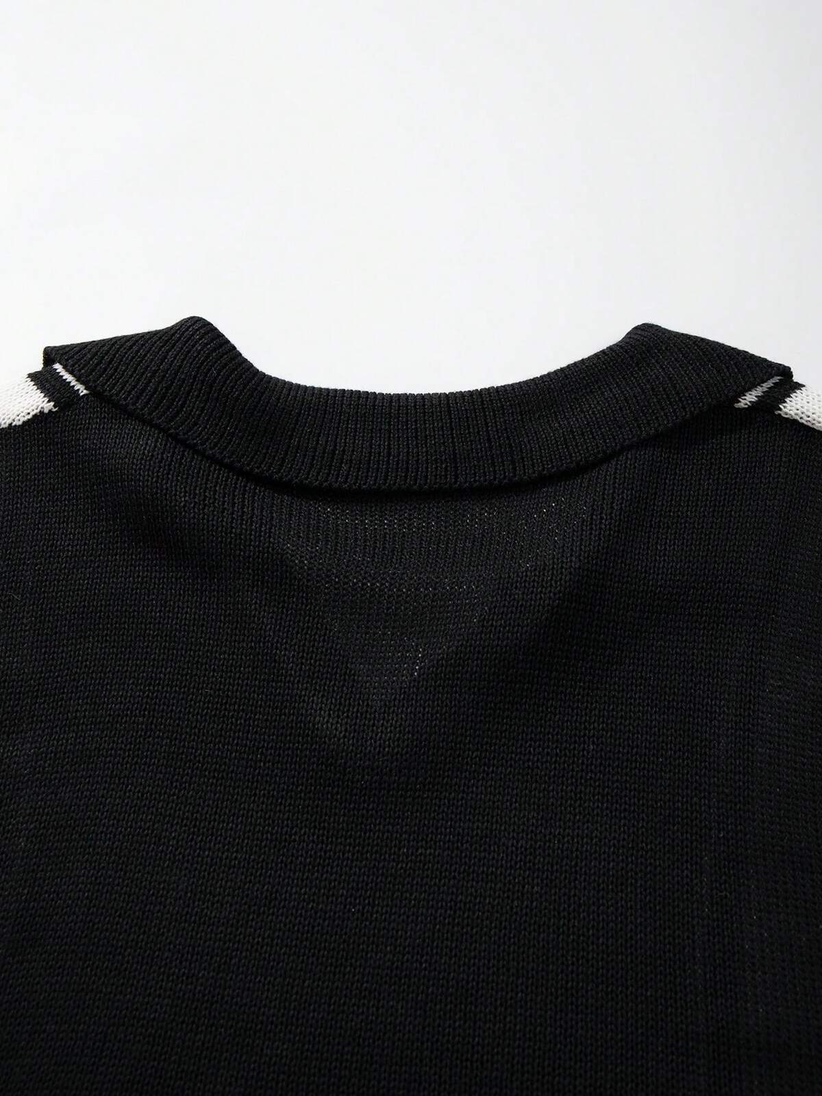 Pull tricoté à manches courtes pour homme et femme, style européen, américain, japonais et coréen, pour le printemps/été, pour le travail, les trajets, les vacances, décontracté et polyvalent, blocs de couleurs, rayé, minimaliste, ample, col V et col polo, en tricot, pull noir 9