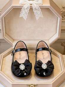 1双女童酒红色玛丽珍皮鞋，饰有珍珠和水钻蝴蝶结，公主软底礼服鞋，适合3-12岁儿童 - 黑色 - 查看 2
