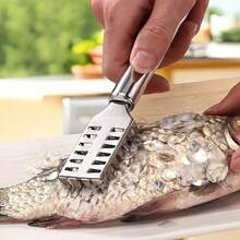 Bộ 2/1 gồm dụng cụ cạo vảy cá và gọt vỏ rau củ, lưỡi xoay với tay cầm chống trượt tiện dụng, dễ sử dụng và có thể rửa bằng máy rửa chén, thích hợp cho trái cây, cà rốt, rau củ và cá. - Nhiều màu - Xem 4