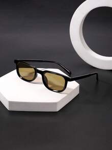 1 gọng kính hình chữ nhật bằng polycarbonate dành cho nam, kiểu dáng tối giản, độc đáo, năng động, phù hợp với phong cách thường ngày, du lịch, nghỉ dưỡng. Kèm hộp đựng kính. - Nhiều màu - Xem 7