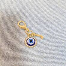 1pc A-Z Devil's Eye Metal Accessory, Keychain, Pendant, Gift - Devil's Eye Keychain - Multicolor - View 13