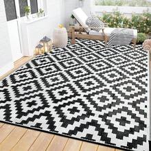 防水户外地毯 5x8 英尺，塑料双面地毯，现代风格，大型户外地垫，适用于房车、露台、后院、甲板、野餐、沙滩、露营，黑白配色 - 黑白 - 查看 11