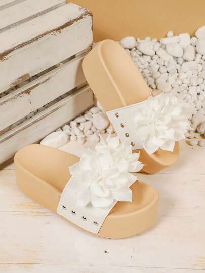 Women's 3D Floral Thick Sole Mule Slippers, Rivet Decor Casual Sandals, Suitable For Going Out And Vacation, Sweet And Cool Style