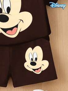 Disney Bộ 2 món áo thun ngắn tay và quần short in hình chuột Mickey đầu to dễ thương cho bé trai sơ sinh, màu trơn, họa tiết hoạt hình, co giãn, phù hợp cho trẻ sơ sinh mặc hàng ngày, món quà tuyệt vời. - Cà phê nâu - Xem 5