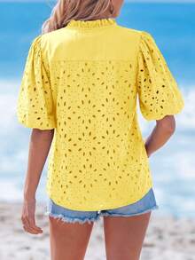 PRETTYGARDEN Women's Summer Clothes Tops Fashion Casual Short Sleeve V Neck Buttons Hollow Eyelet Lace Embroidered Blouses Shirts Festival  Beach Vacation - 黃色 - 查看 3