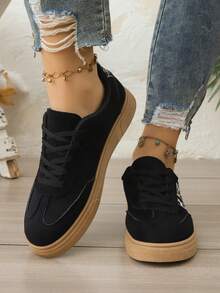 Damen Schnür-Casual Sneaker, Sportlicher Skateboard-Stil Schuhe für Wandern, Outdoor und Alltag - Schwarz - Übersicht 2