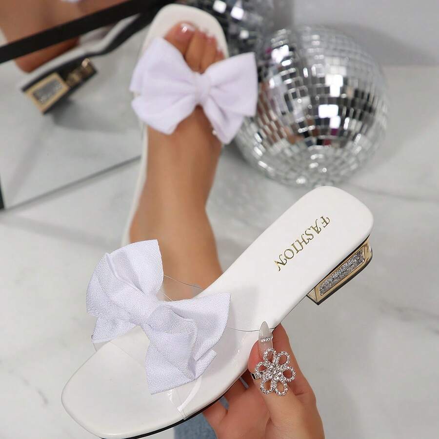Damen Einfarbige Lässig PU Leder Blumen Niedriger Absatz Schleife Sandalen, Strandmode für den Sommer - Weiss - Übersicht 1