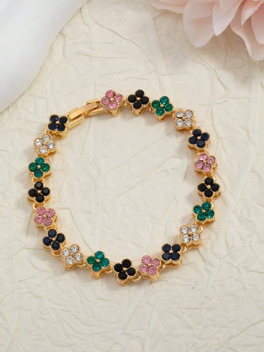 Colorful Rhinestone Clover Bracelet, Fashionable Luxury European And American Style Accessory, Versatile Classic Design - Four Leaf Clover Bracelet - View 1