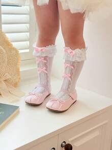 1 đôi tất dài đến bắp chân họa tiết bướm và trái tim khoét lỗ hình ngọc trai dễ thương, tất nhẹ đa năng cho mùa xuân/hè, kiểu dáng ngọt ngào để mang hàng ngày. - trắng - Xem 5