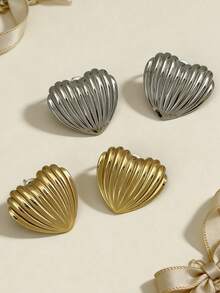 4-Piece Gold And Silver Two-Tone Elegant Heart-Shaped Shell Stud Earrings Set, Perfect For Women's Everyday Wear. Made Of High-Quality Hypoallergenic Stainless Steel. - Heart-shaped Seashell - View 4