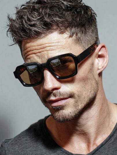 1副男士方形镜框撞色极简时尚眼镜