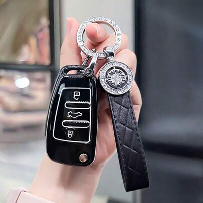 [Mới] Ốp bảo vệ chìa khóa xe TPU kèm móc khóa cho Audi A3, A6, C5, C6, Q3, Q2, Q7, TT, TTS, R8, S3, S6, RS3, RS6, A4.