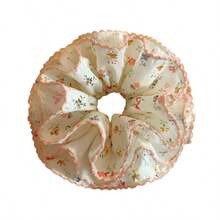 1pc Sweet Floral 4-Layer Fabric Scrunchie, Hair Tie For Bun, Ponytail, Low Braid Travel Accessories - White - View 3