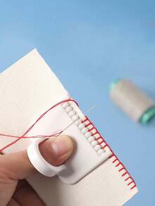 2/1pc Simple Sewing Tools And Hand Sewing Aids: Multi-Functional Edge And Repair Assistant. Made Of Durable Plastic, Ideal For Home Edge And Seam Tasks. Perfect Sewing Accessory Designed For Beginners And Seniors, Helping You Easily Complete Various Sewing Projects - Ergonomic Design. - A - View 2