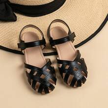 Giày sandal khoét lỗ mới cho bé gái, giày bệt mùa hè cho bé gái, giày công chúa mũi tròn dễ thương. - màu đen - Xem 1
