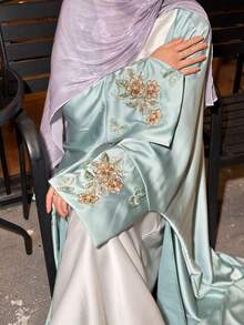 1件刺繡串珠緞面開襟式長款晨袍，3D蝴蝶刺繡和服風，不含內裙、腰帶與頭巾 - 薄荷藍 - 查看 7