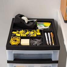IRIS USA Organizador de Manualidades con Ruedas Carrito de Almacenamiento para Aula y Arte Organizador de Suministros con 4 Cajones y Bandeja Superior para Piezas Pequeñas Color Negro - Negro/Transparente - Ver 5