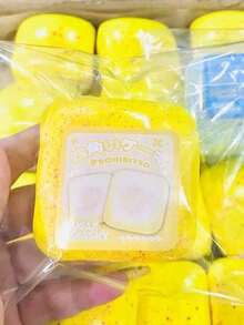 Mini Squishy Cake, Slow Rebound, Pressure Relief, Soft & Fine Texture, Creative Stress Relief Toy, Relaxing Mood Booster, Holiday/Birthday Gift For Friends (May Be Slightly Compressed During Shipping, Which Can Cause Stickiness But Won't Affect The Feel.Recommended For Those Who Don't Mind A Bit Of Stickiness) - trắng - Xem 4