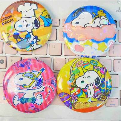SNOOPY 4pcs/Set 2026 New Arrival American Cartoon Badges, Combining Classic Cartoon Characters And Exquisite Craftsmanship, High Decorative Value, Can Be DIY As Backpack Pendant, Accessories, Etc.