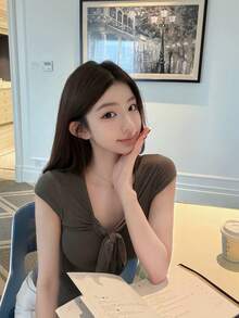 女士U领蝴蝶结腰部修身短袖T恤 - 灰色 - 查看 6