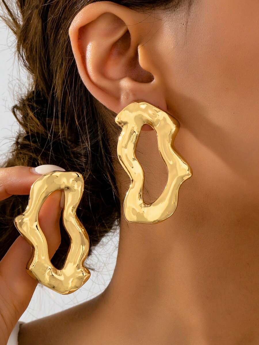 1 Pasang Anting Logam Asimetris, Desain Ekstra Personalisasi Eropa dan Amerika, Perhiasan Vintage Cocok untuk Pemakaian Sehari-hari, Liburan, Perjamuan, dan Aksesori Pesta - Emas - View 1