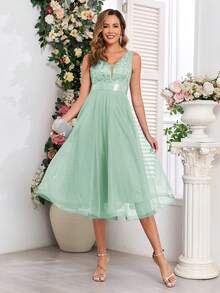 夏季V领亮片薄纱A字伴娘礼服，优雅派对礼服，舞会礼服，适合婚礼宾客、毕业典礼、晚宴等场合。 - 薄荷綠 - 查看 4