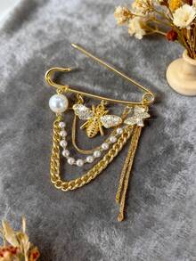 1枚金色蜜蜂蝴蝶水钻胸针，配多层链条流苏，复古风格安全别针，适合搭配西装、连衣裙、围巾、毛衣、正式礼服、裤链，时尚派对珠宝配饰，女士礼物（珍珠链和珠子数量随机） - 金色 - 查看 4