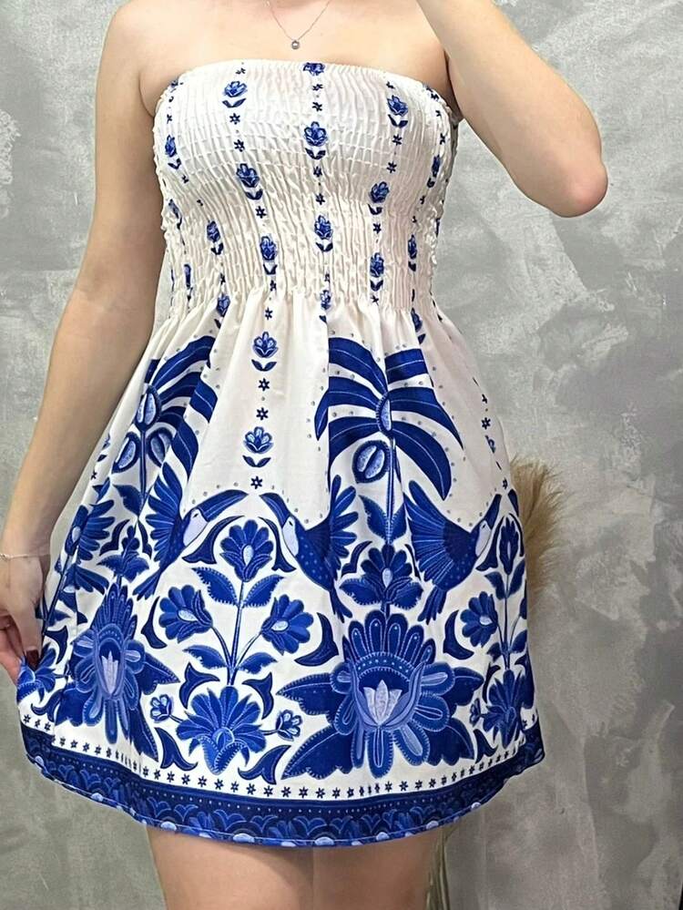 Short Strapless Dress With Elasticated Waist And Tropical Summer Print. - Blue Floral - View 3
