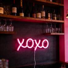1 chiếc đèn LED neon XOXO màu hồng, dùng pin/USB, đèn ngủ nhỏ lãng mạn cho gia đình, ngày lễ, sinh nhật, quán bar, tiệc tùng, phòng ngủ, phòng chơi game, trang trí phòng khách. - Hồng - Xem 9
