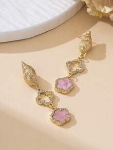 1 Pair Luxury Elegant Radiant Hollow Four-Leaf Clover & Five-Leaf Clover Shell Pendant Earrings For Women, Summer Beach Style - Pink - View 3