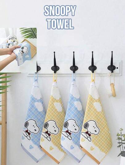 Khăn mặt Snoopy mềm mại có móc treo – Khăn mặt hoạt hình Kawaii dễ thương dùng cho phòng tắm, nhà bếp, mềm mại với da, chất liệu bông mềm không bị xoắn và thiết kế kẻ caro – Nhanh khô, đường may chắc chắn, gọn gàng – Món quà hoàn hảo cho người hâm mộ Snoopy, người yêu thích hoạt hình (Sinh nhật, Giáng sinh, Tốt nghiệp) Dễ treo, nên giặt tay.