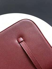 Ruby Red Leather Women's Crossbody Bag – Minimalist Shoulder Bag With Adjustable Strap, Compact Size (S: 17x12x5 Cm / L: 22x15x7 Cm), Elegant Everyday Handbag - Burdeos - Ver 6