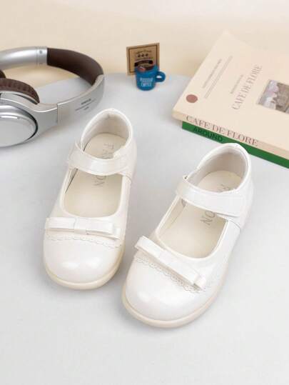 1 Pair Elegant Solid Color Ruffle Bow Decor Round Toe Flat Shoes For Girls, Suitable For Spring And Autumn