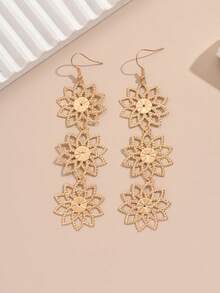 一对优雅简约镂空向日葵设计耳环，适合休闲和日常佩戴 - 金黃色 - 查看 3