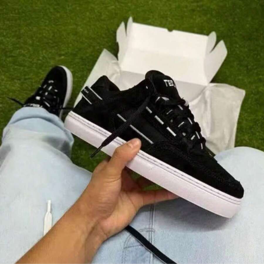 Tesla Coil Unisex Men's And Women's Casual Sneakers, Premium Line, Sporty, Skater-Friendly, Comfortable, Durable, Great Quality, On . - 特斯拉 - 查看 1