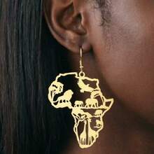 1 Pair Elegant Minimalist Geometric Asymmetrical Line Design Earrings - Yellow Gold - View 4