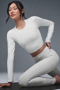 Alo Yoga Alo Alosoft Crop Finesse Long Sleeve True To Size Women's White W3601r - 白色 - 查看 1