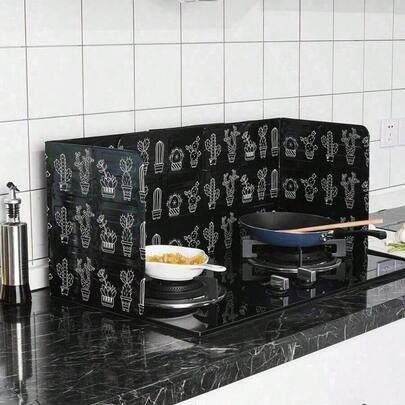 2pcs Heat Resistant Oil Splash Guard, Foldable Aluminum Foil Oil-Proof Stove Backsplash, Easy To Clean Kitchen Accessories