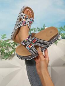 2026 Spring/Summer New Women's Sandals, Double Strap, Rhinestone Fashionable Thick-Soled Slippers, Random Floral Patterns, Essential For Vacation & Beach, Suitable For All-Day Wear - Black - View 4